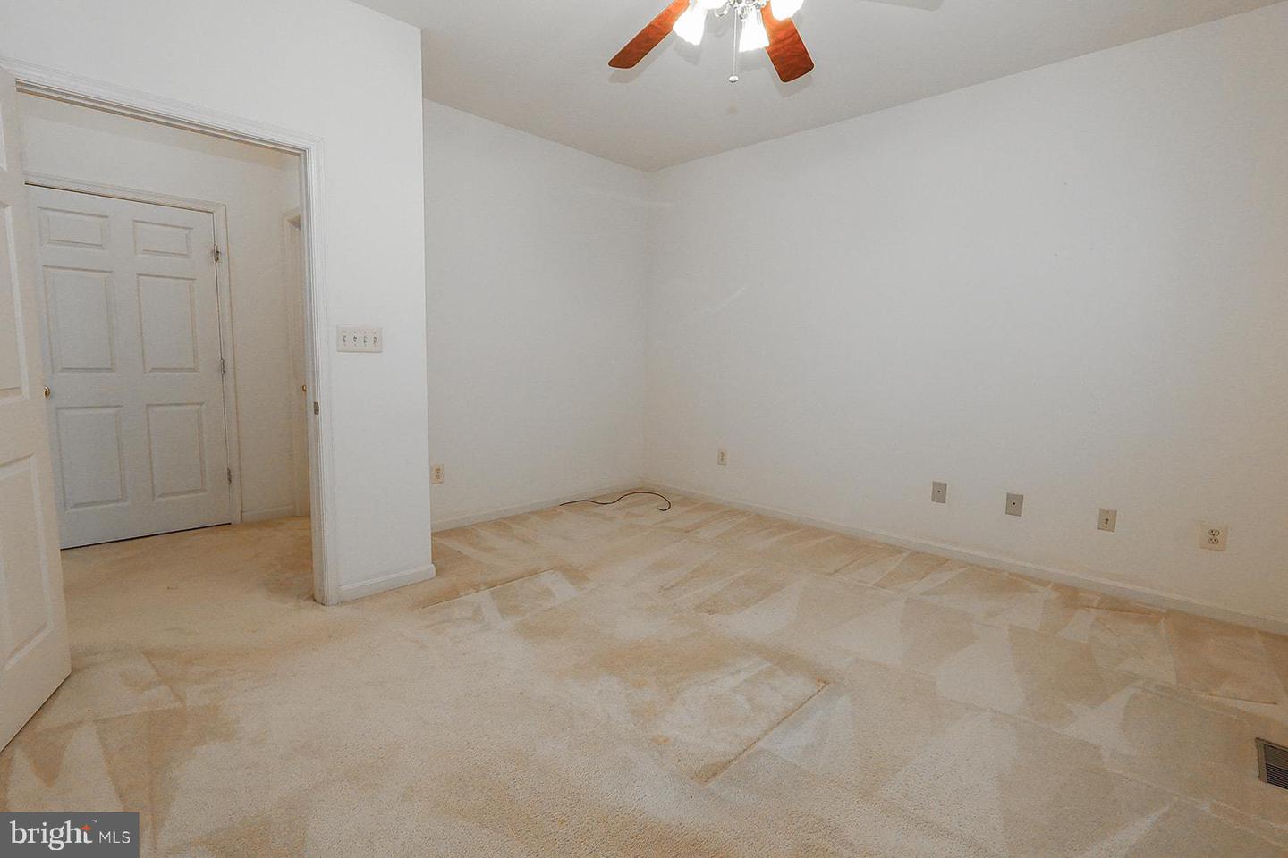 22601 Avenmar Dr Property Photo 75
