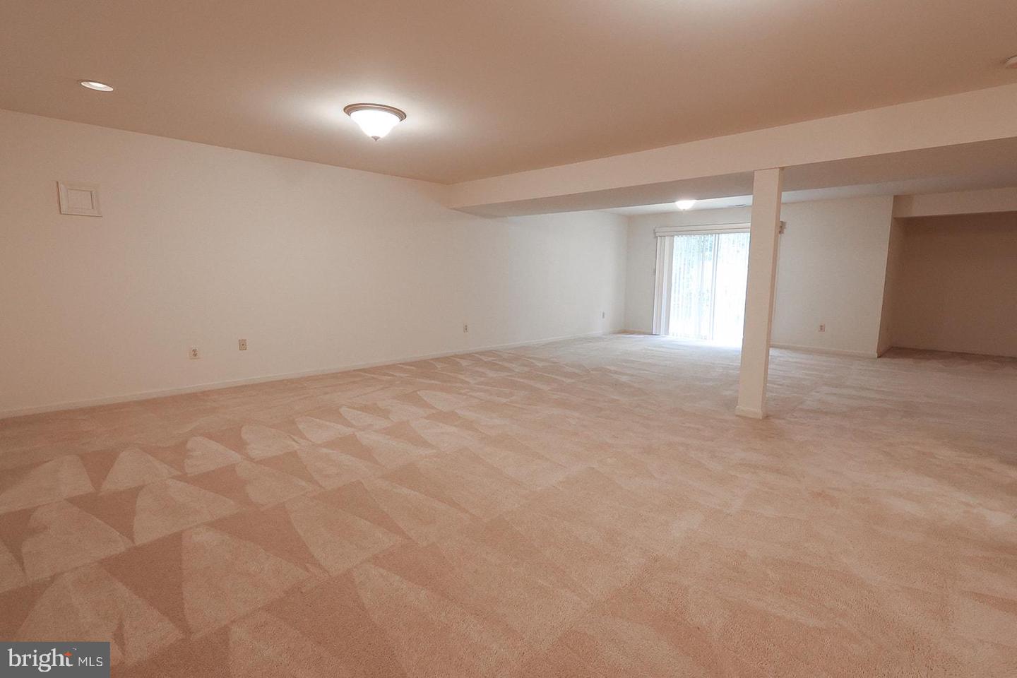 22601 Avenmar Dr Property Photo 82