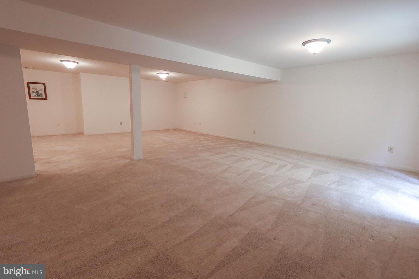 22601 Avenmar Dr Property Photo 85