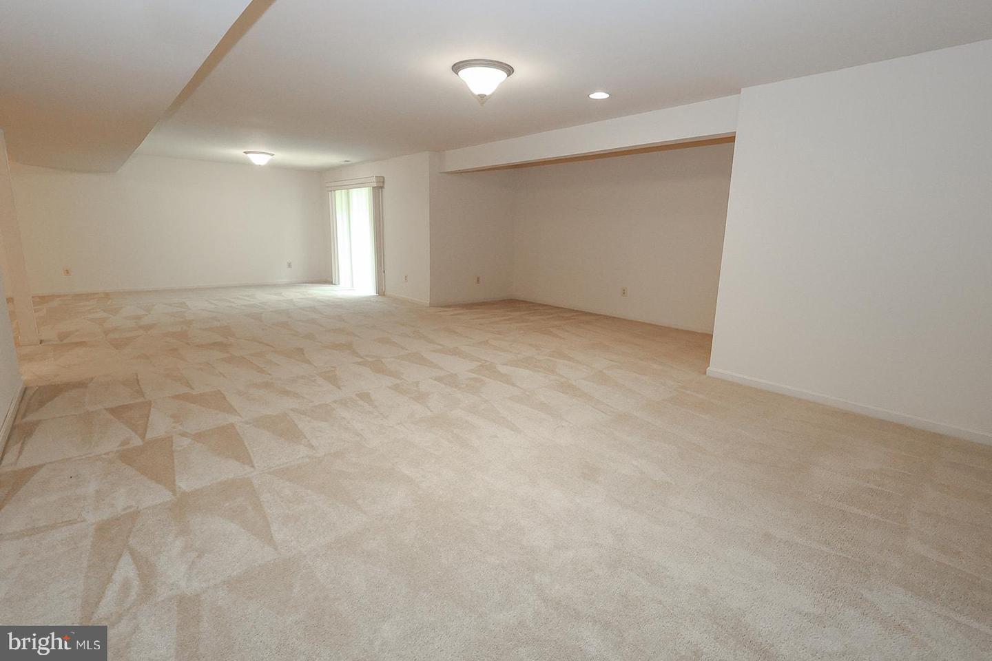 22601 Avenmar Dr Property Photo 86