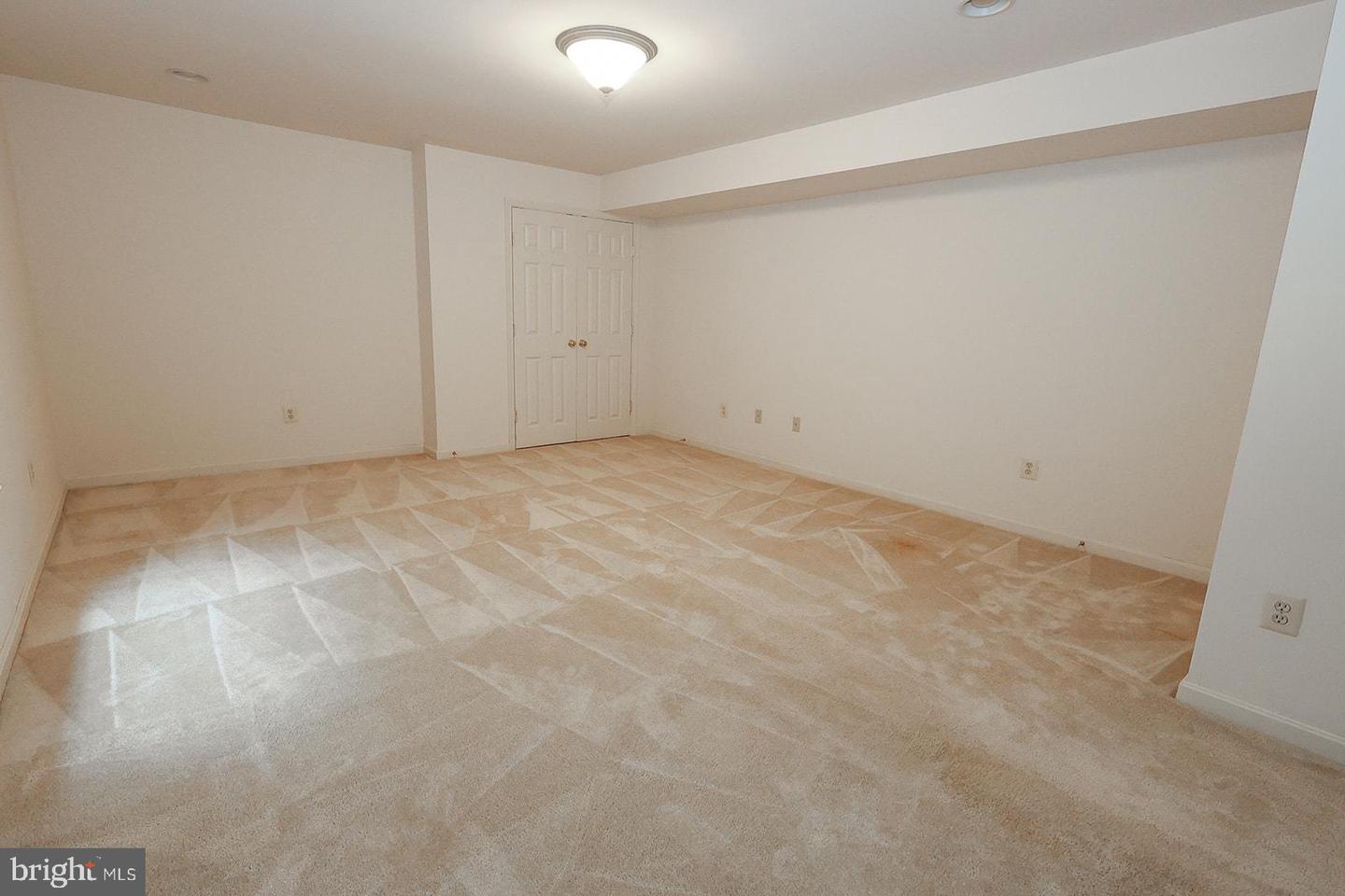 22601 Avenmar Dr Property Photo 88