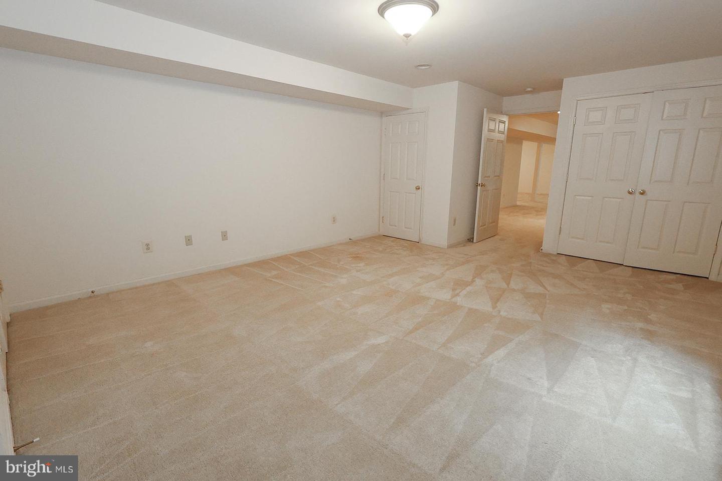 22601 Avenmar Dr Property Photo 89