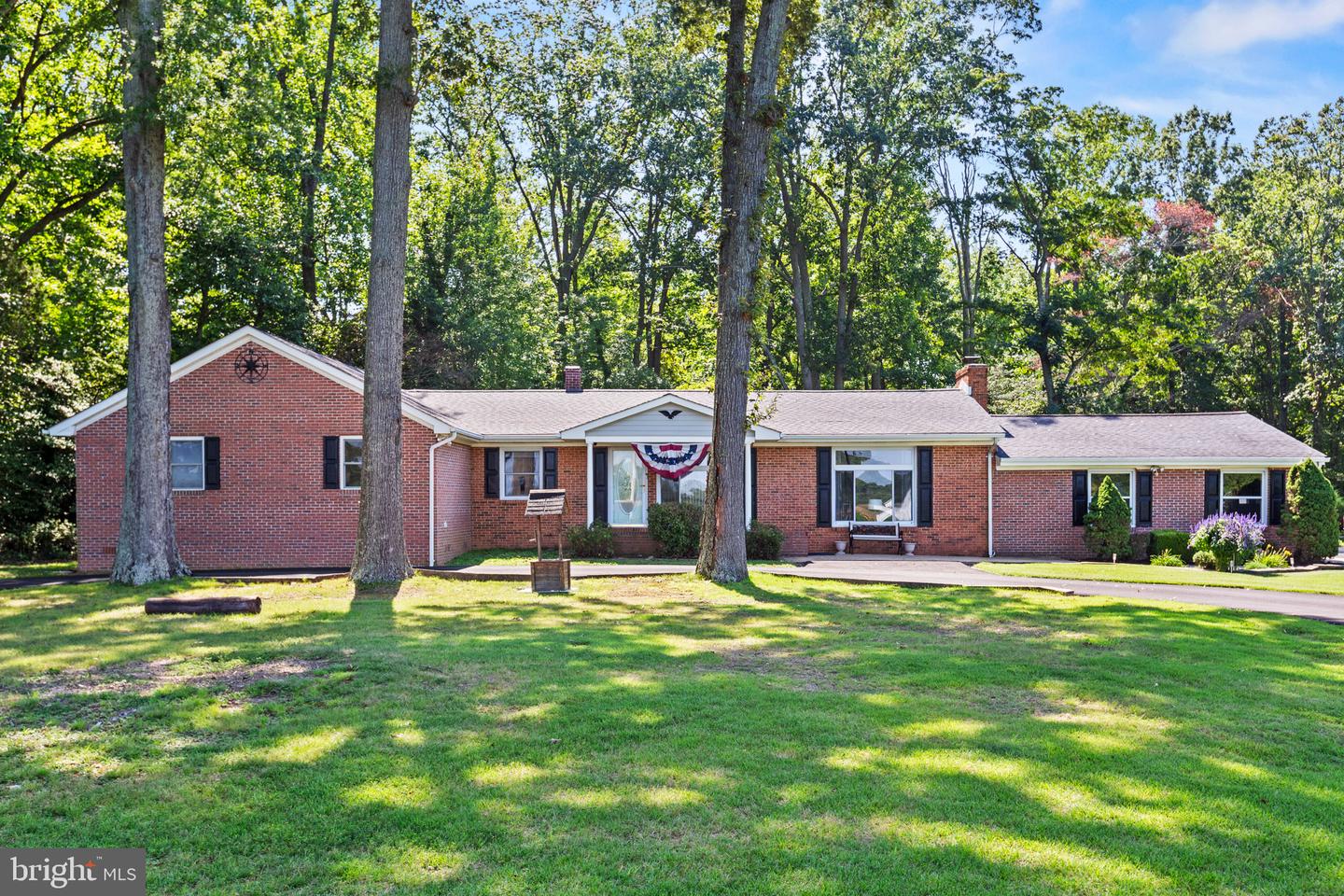 45059 Nolan Ct Property Photo 2