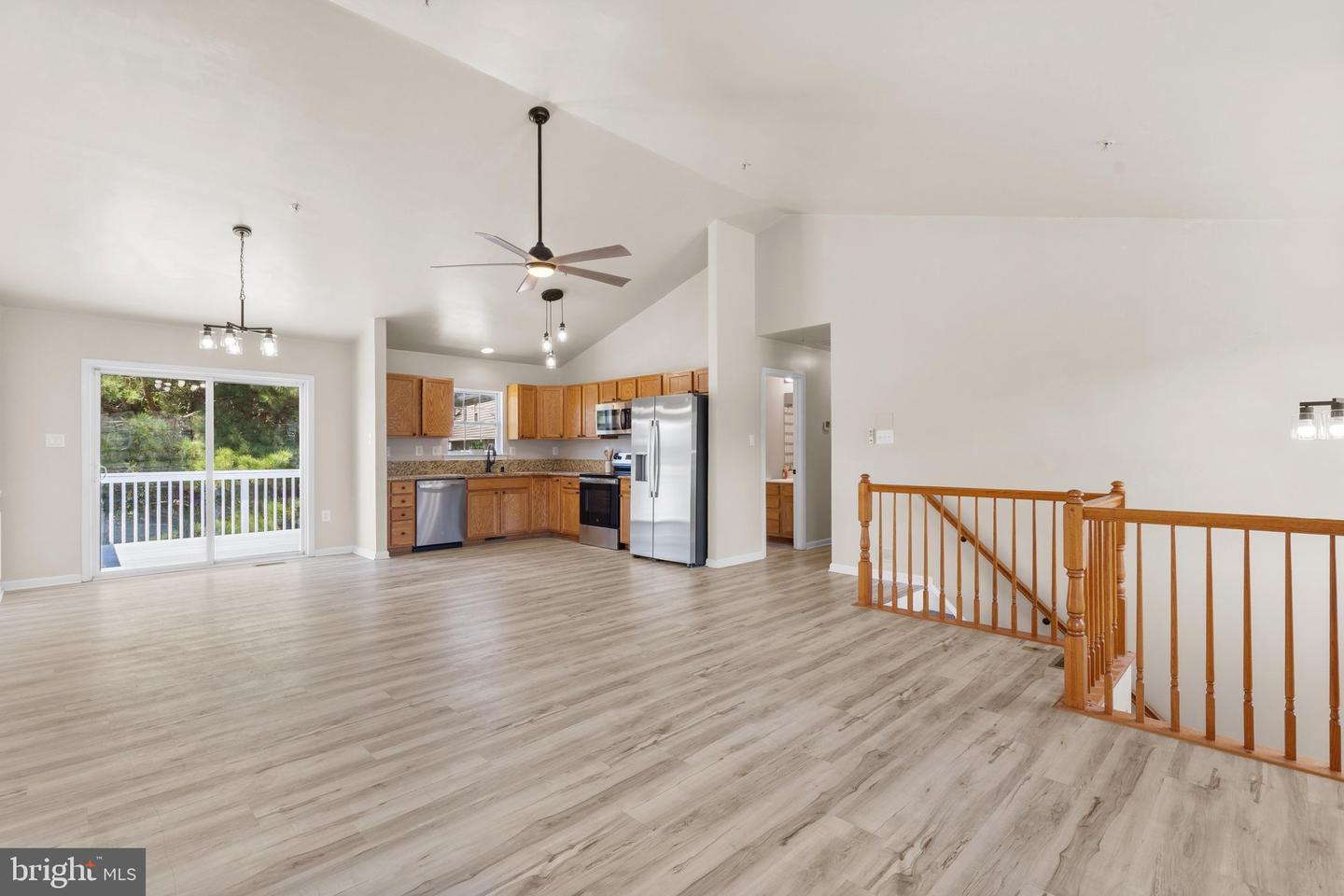 20893 Dry Mill St Property Photo 7