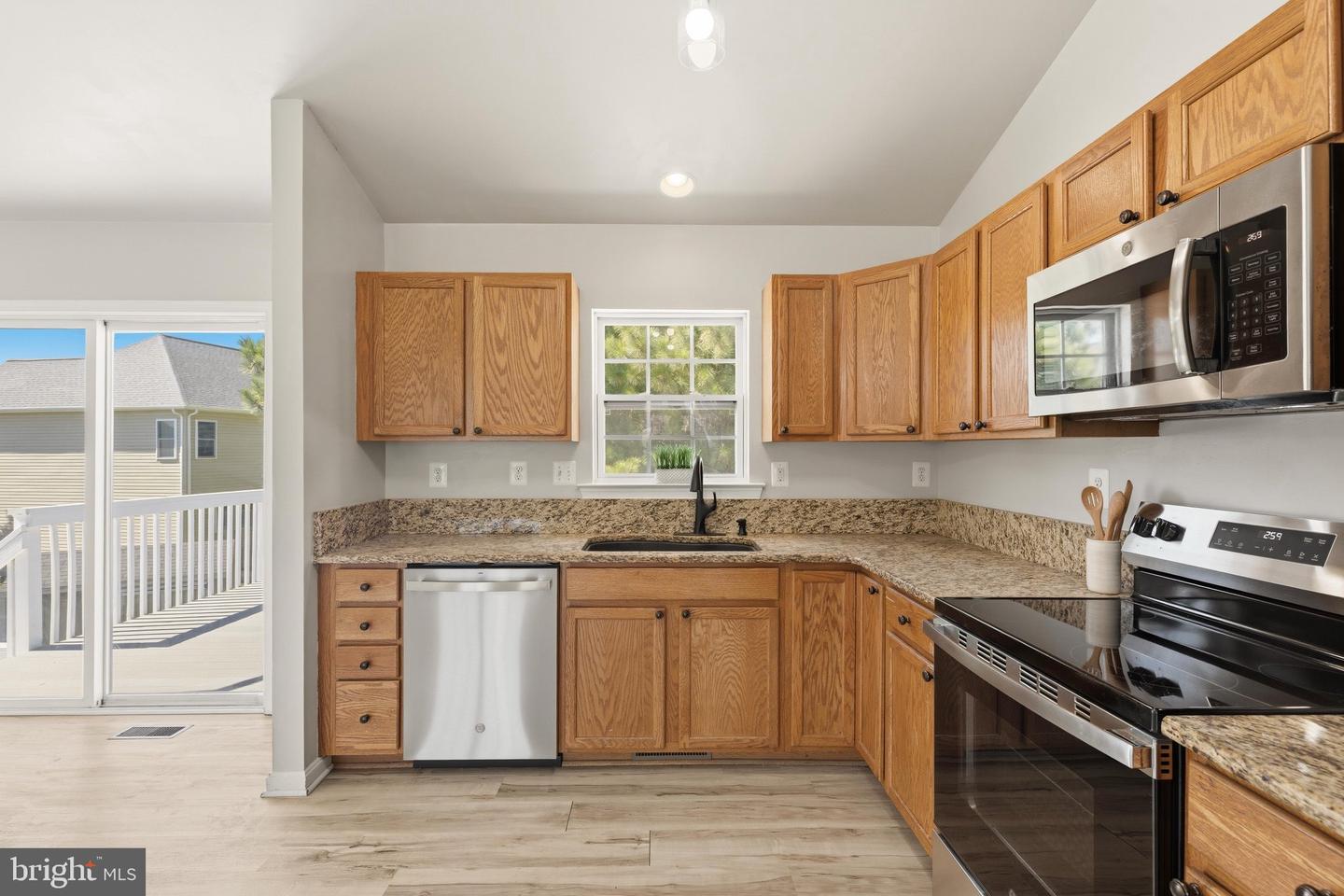20893 Dry Mill St Property Photo 15