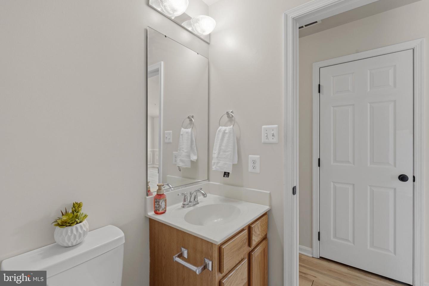 20893 Dry Mill St Property Photo 25