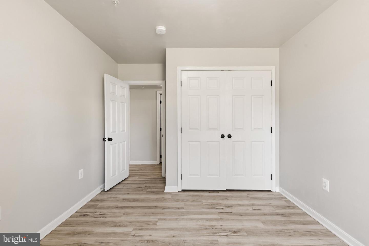 20893 Dry Mill St Property Photo 32