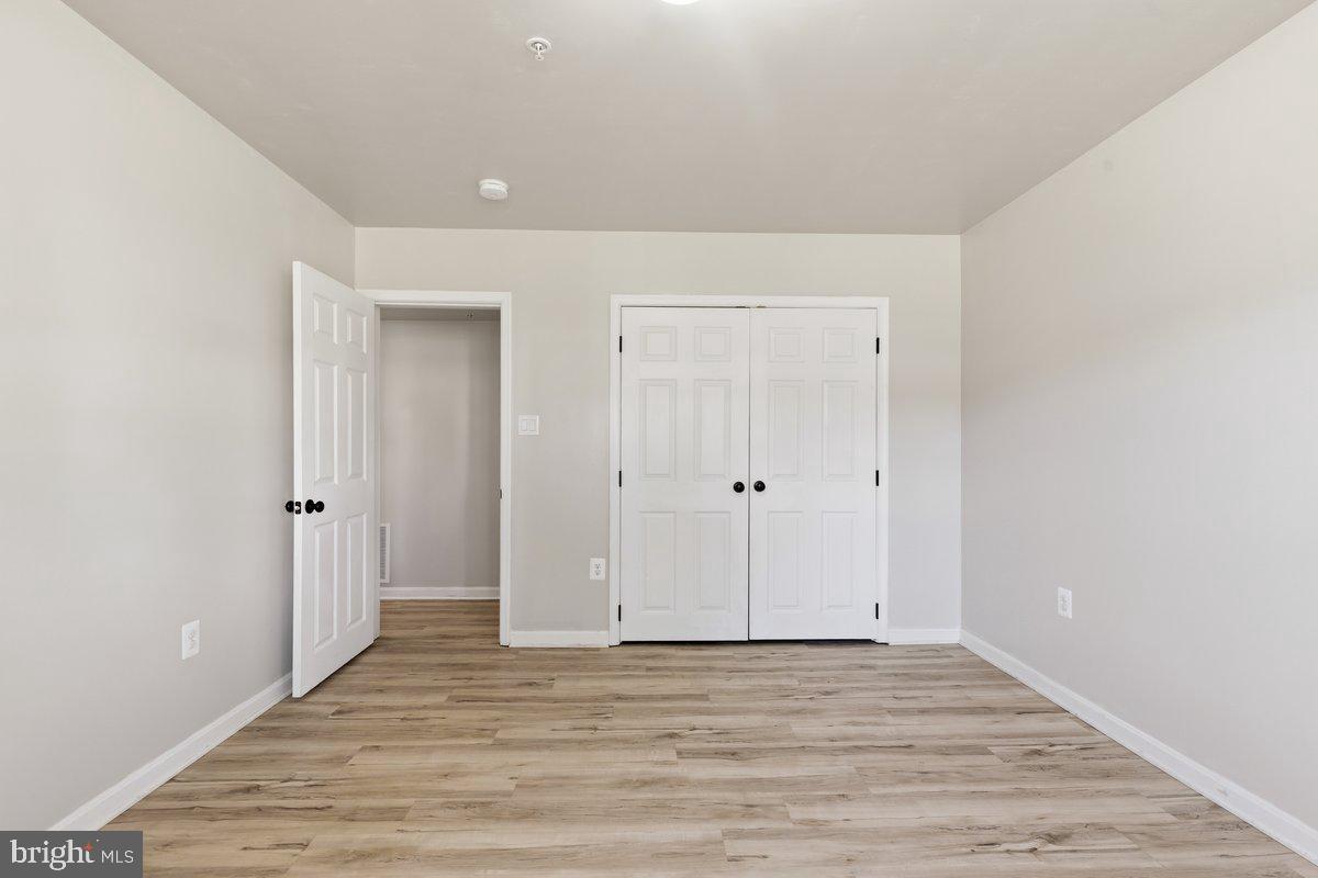 20893 Dry Mill St Property Photo 34