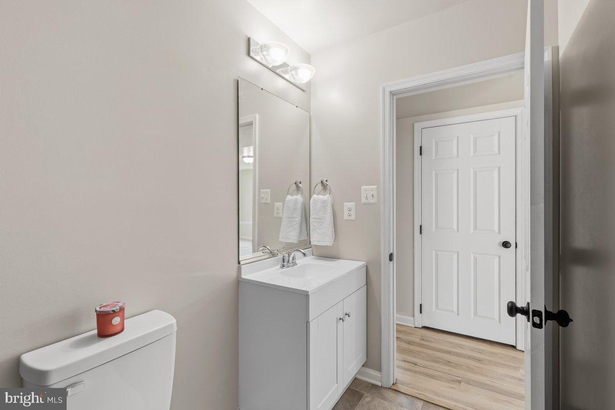 20893 Dry Mill St Property Photo 36