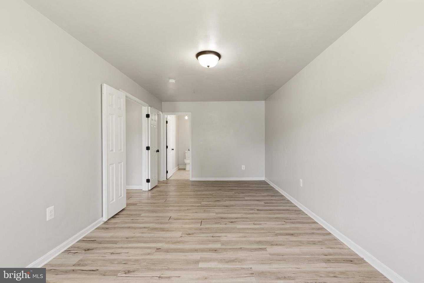 20893 Dry Mill St Property Photo 44