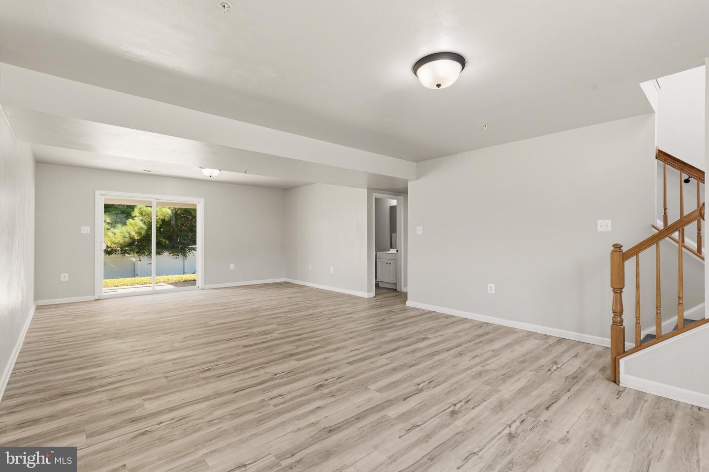20893 Dry Mill St Property Photo 48