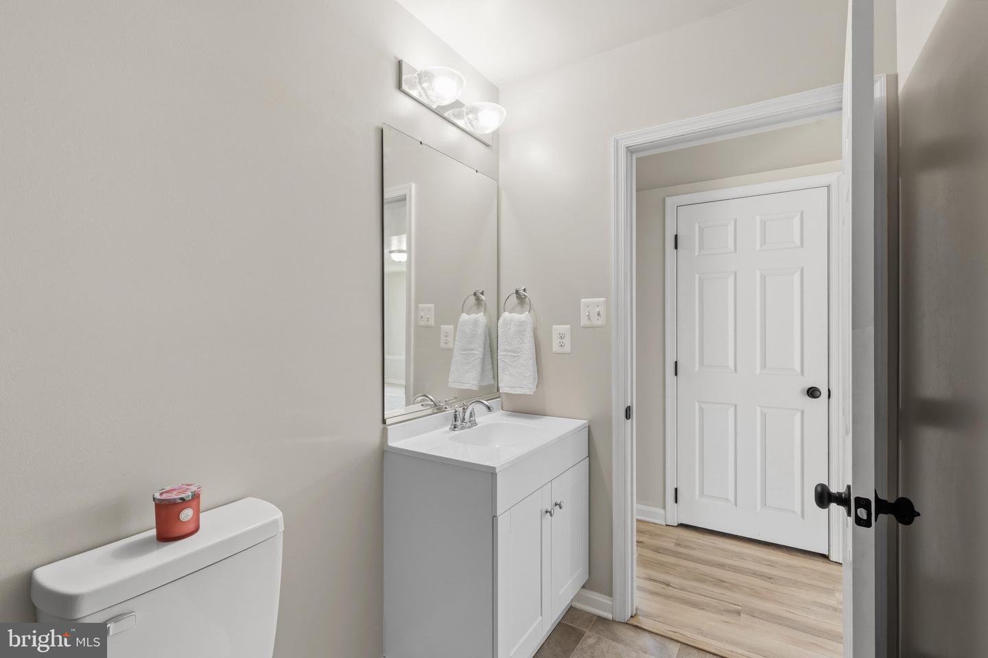 20893 Dry Mill St Property Photo 53