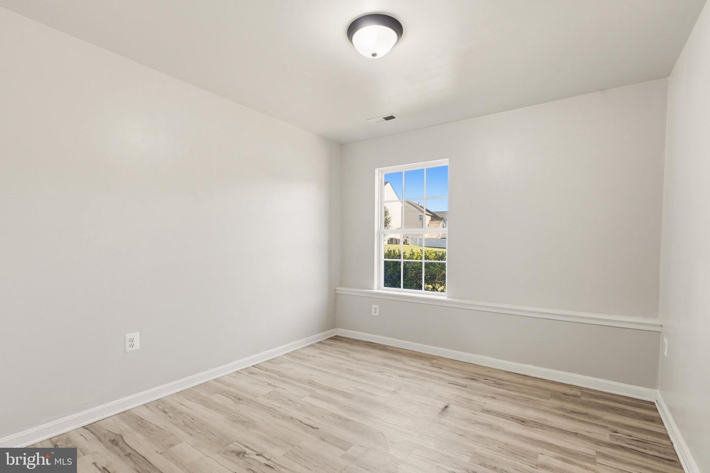 20893 Dry Mill St Property Photo 54