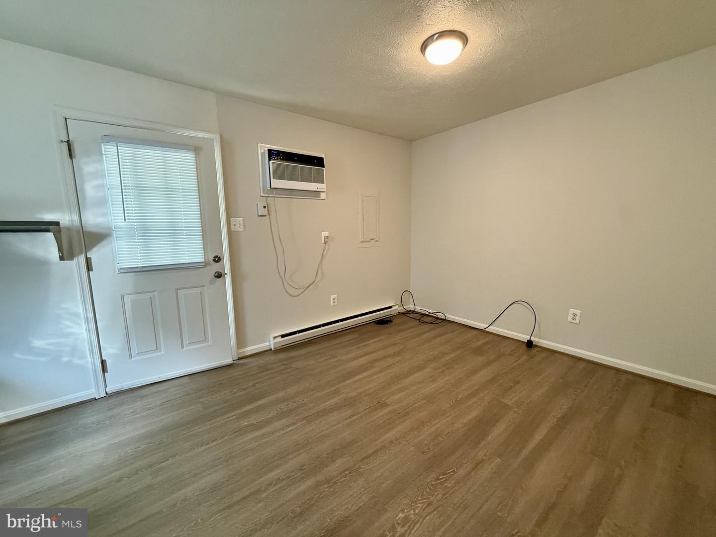 23970 Maypole Rd #e Property Photo 5