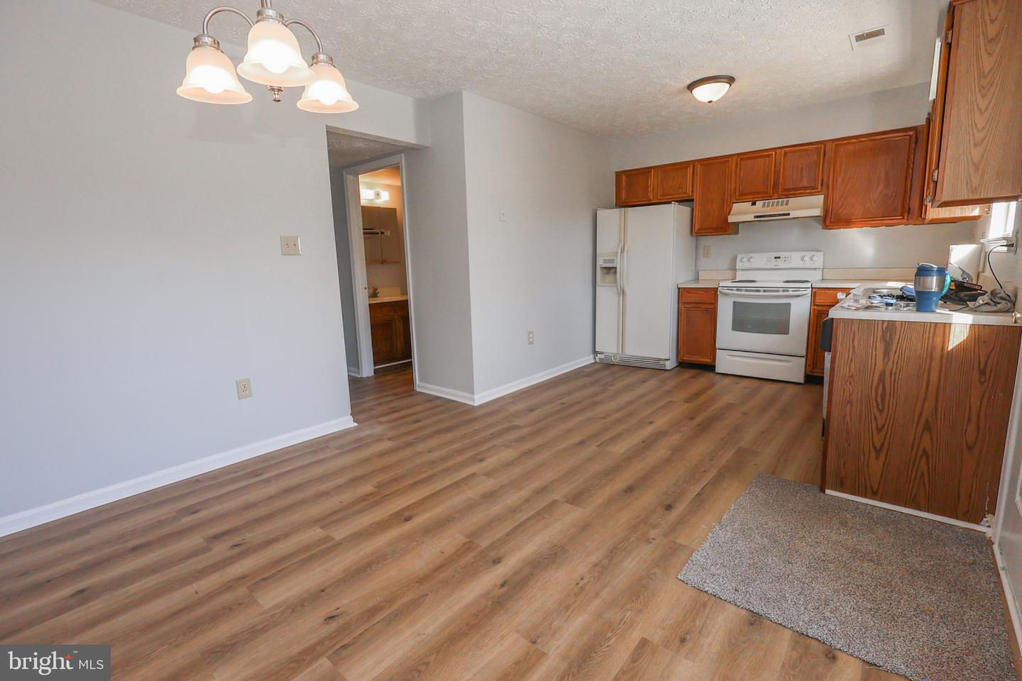 21389 Edgar Way Property Photo 16