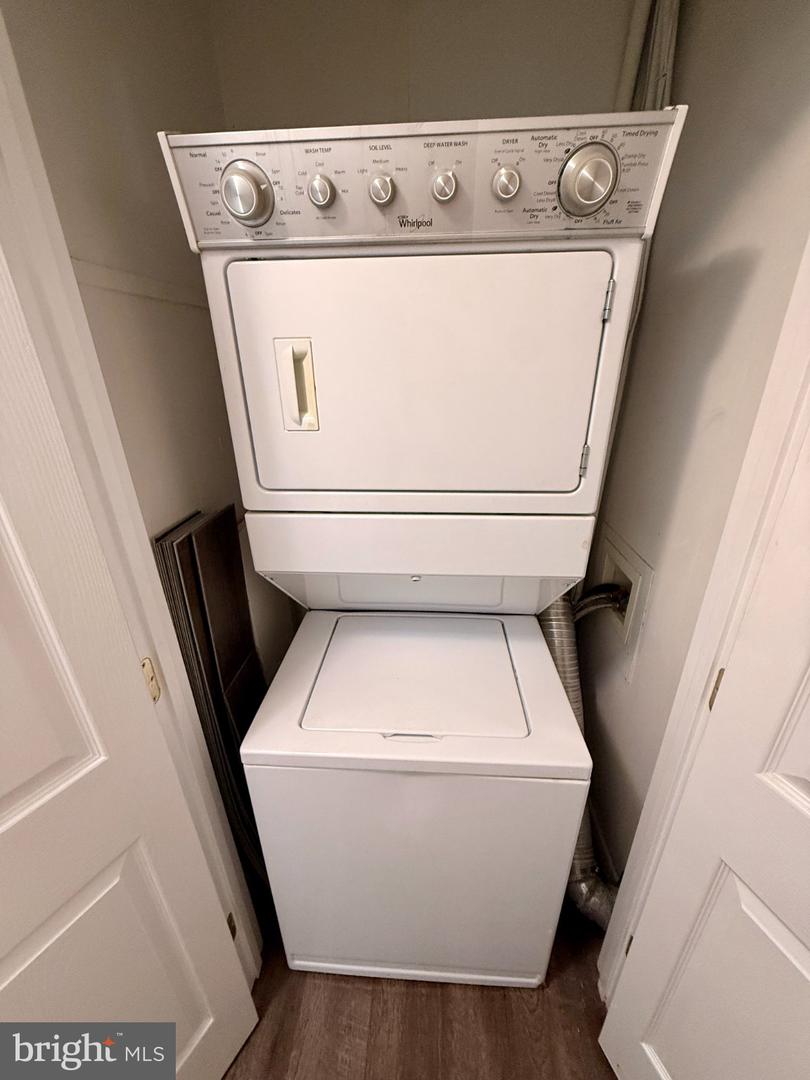 22665 Van Wert Ln #apt Property Photo 16