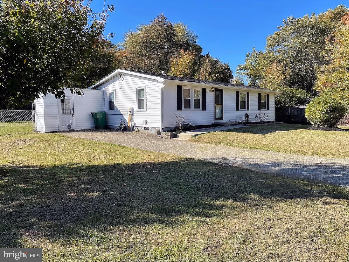22065 MOJAVE DR Property Photo 1