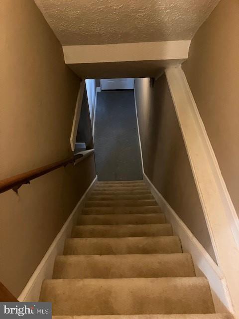 22416 Greenview Ct Property Photo 7
