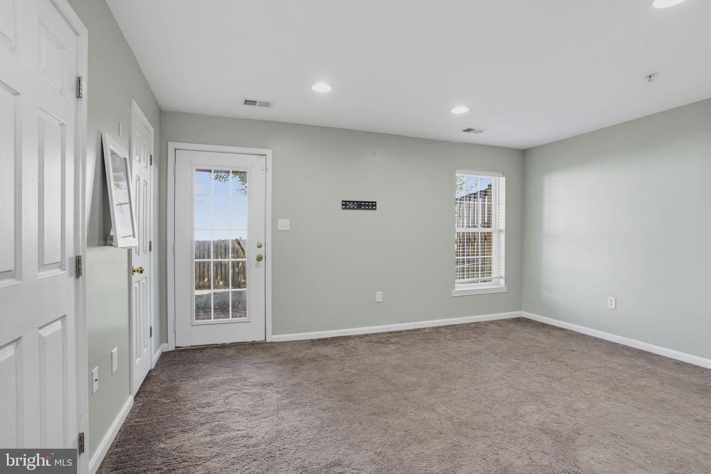 21358 Jettison Dr Property Photo 21