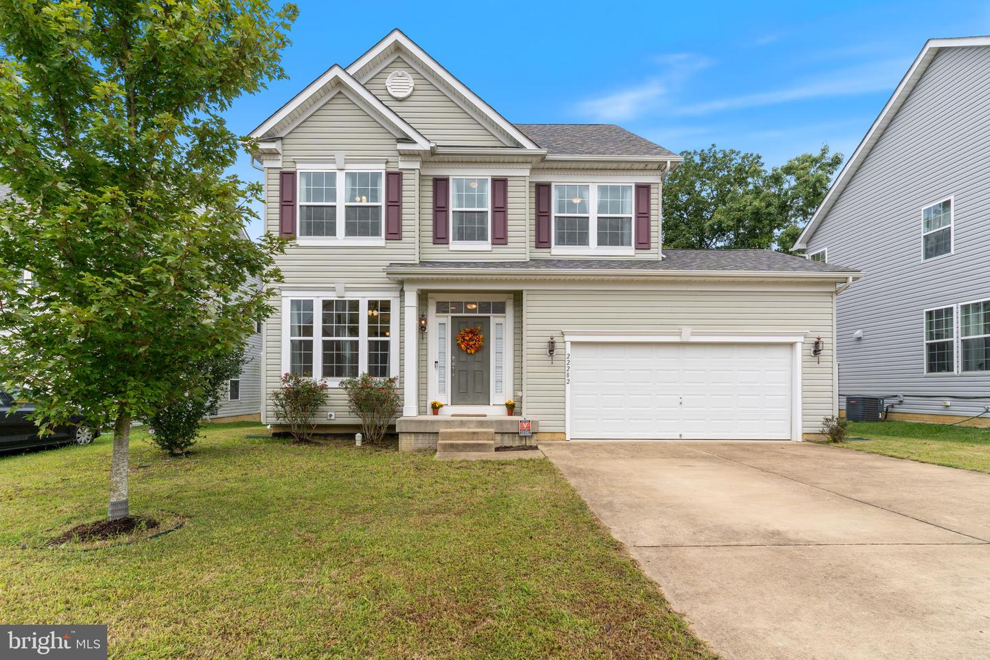 22282 SCOTT CIR Property Photo 1