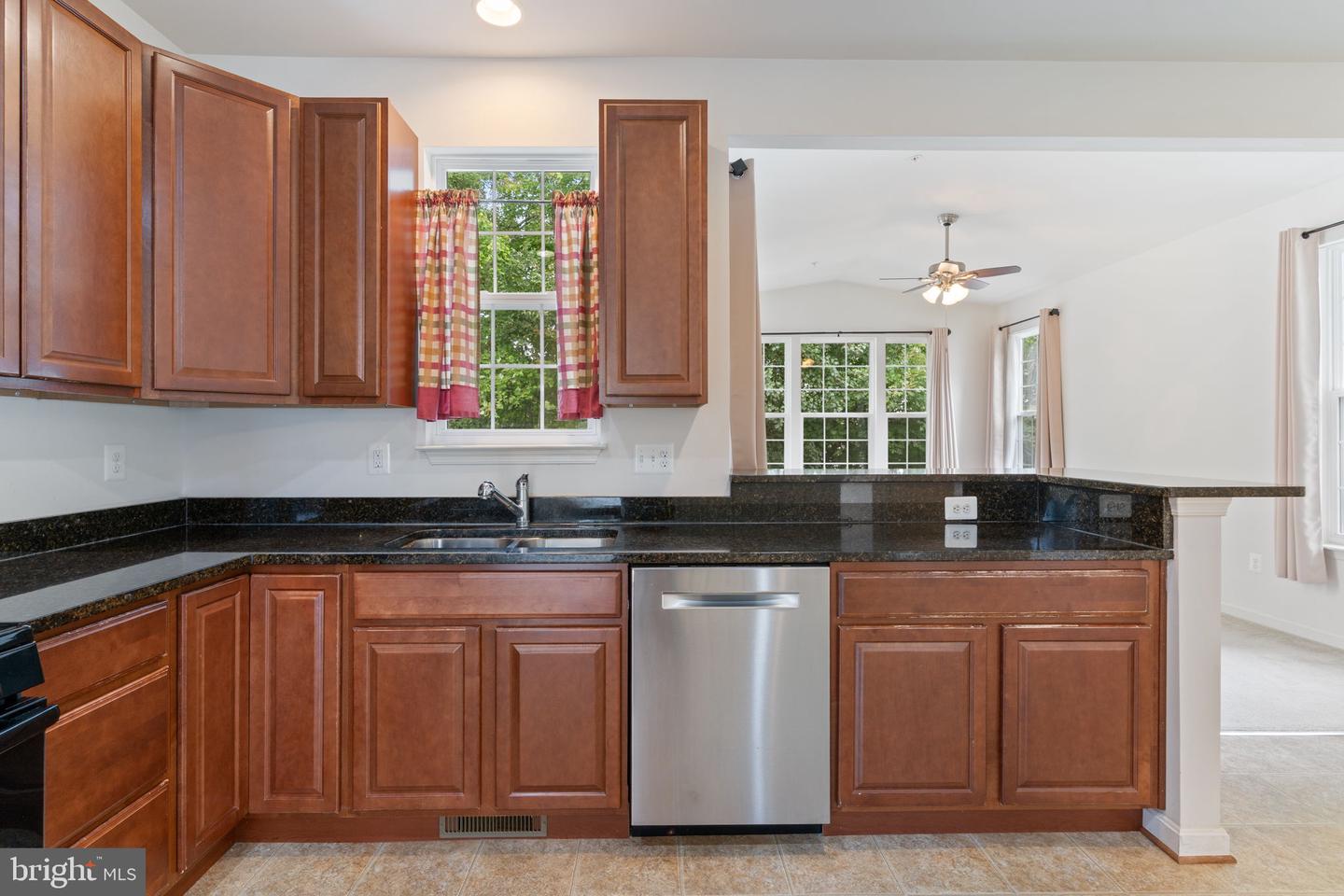 22282 Scott Cir Property Photo 6