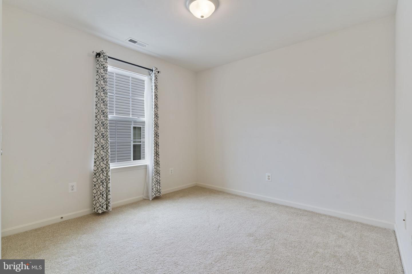 22282 Scott Cir Property Photo 16