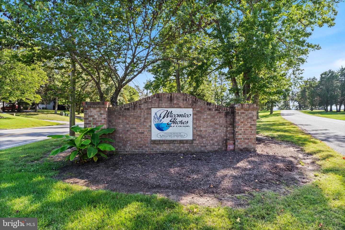 26081 Hills Dr Property Photo 29