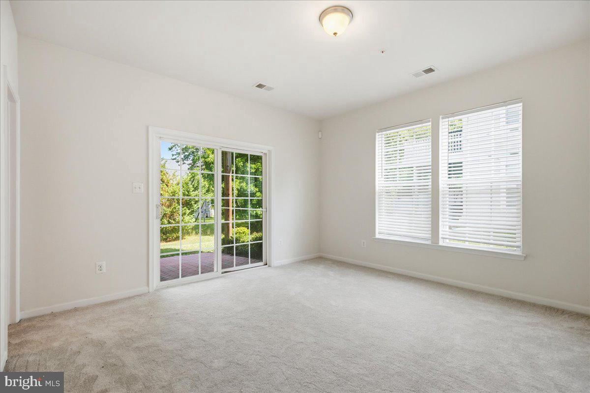 23192 Mountain Laurel Ln Property Photo 6