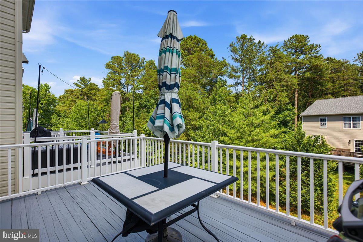 23192 Mountain Laurel Ln Property Photo 8