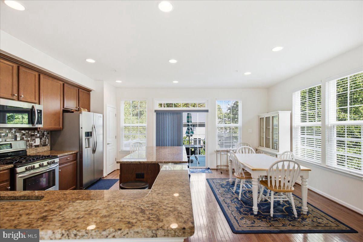 23192 Mountain Laurel Ln Property Photo 12