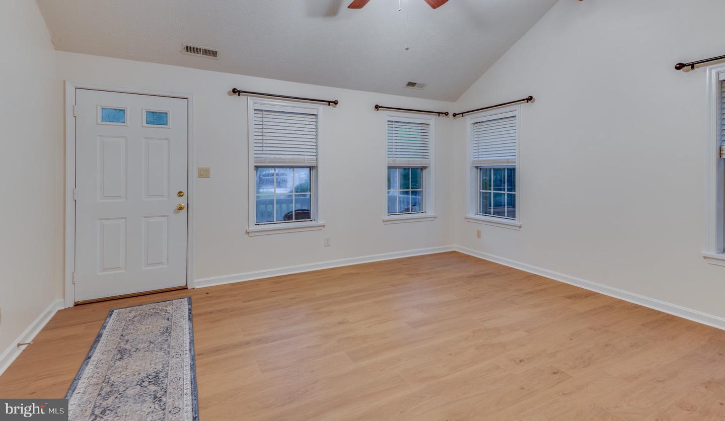 23184 Bent Tree Ln Property Photo 2