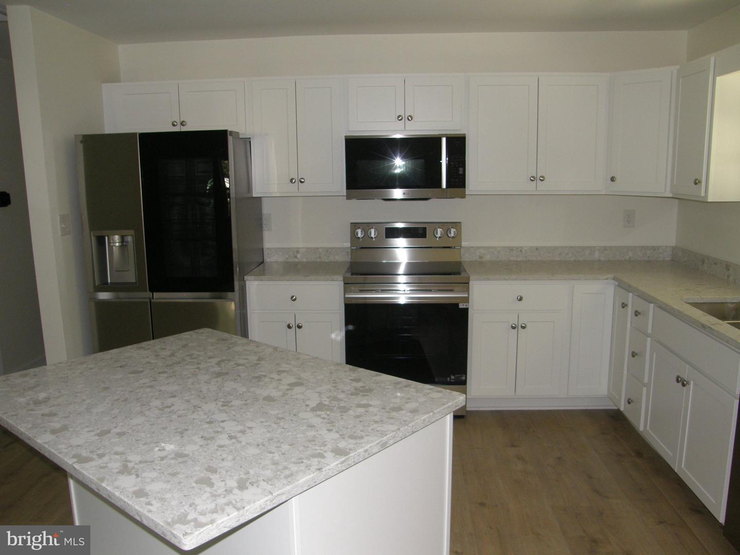 22337 Sandra Ln Property Photo 17