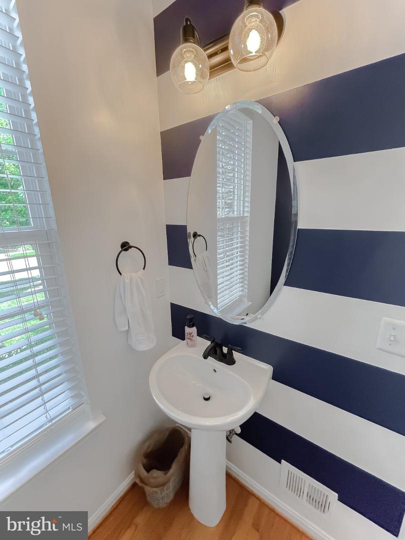 46834 Jillian Grace Ct Property Photo 6