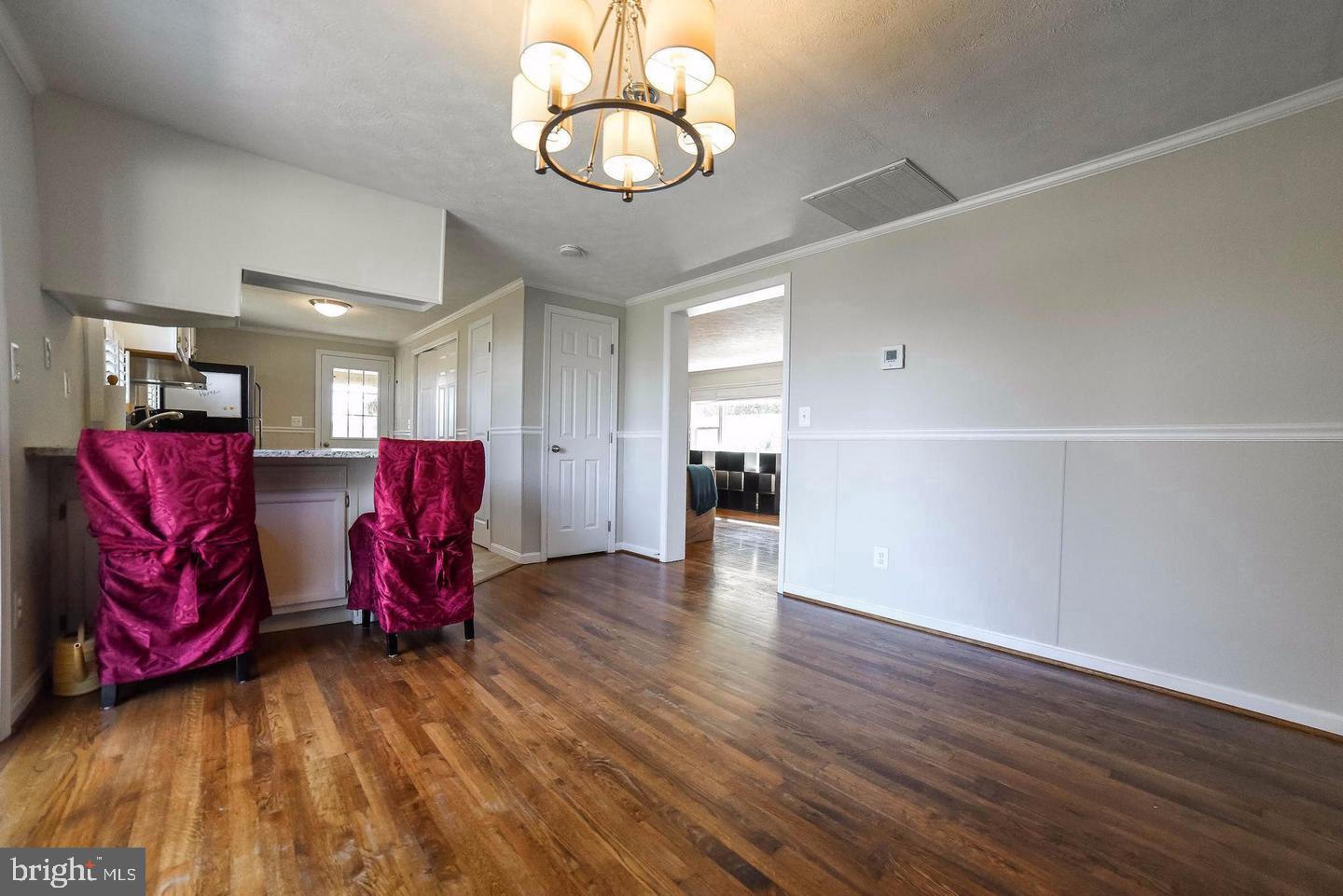 16100 Thomas Rd Property Photo 6