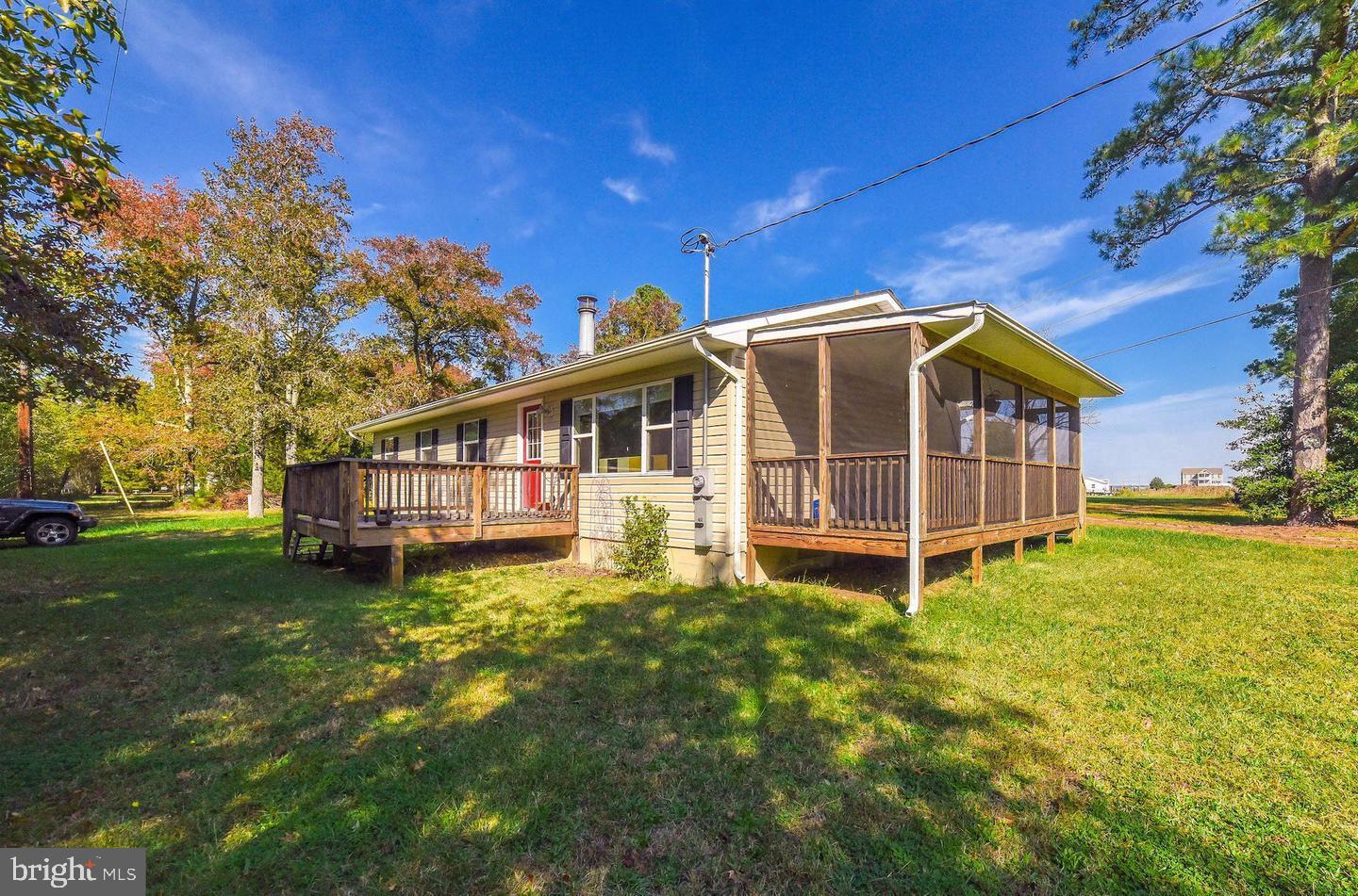 16100 Thomas Rd Property Photo 16