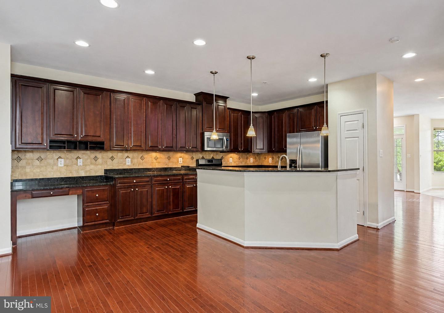 23302 Sugarbush St Property Photo 22