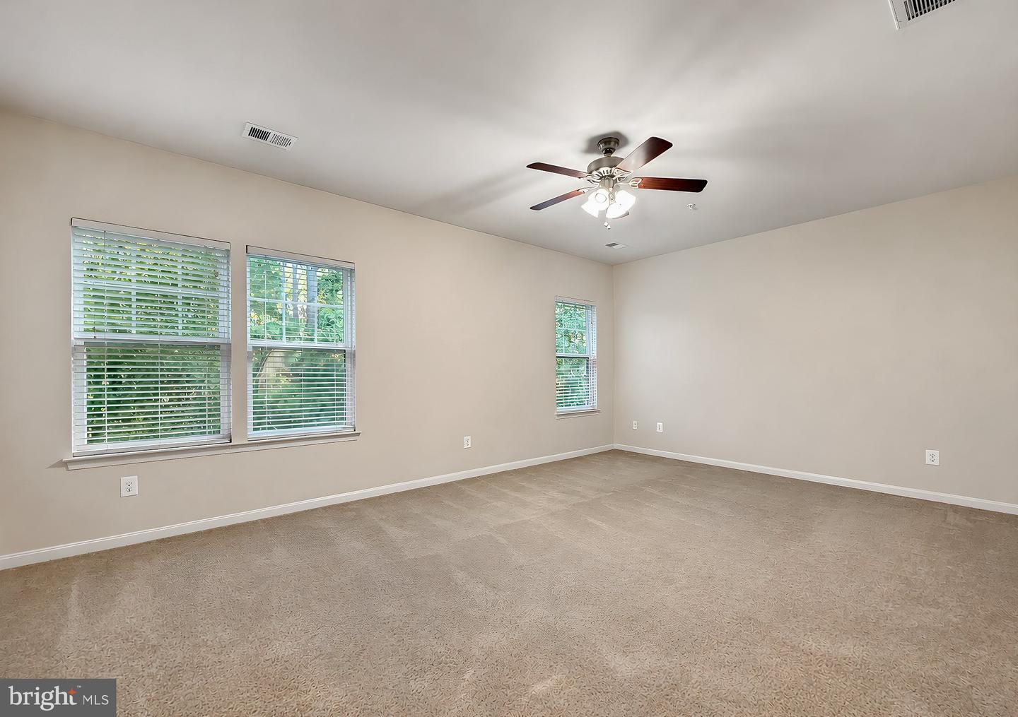 23302 Sugarbush St Property Photo 32