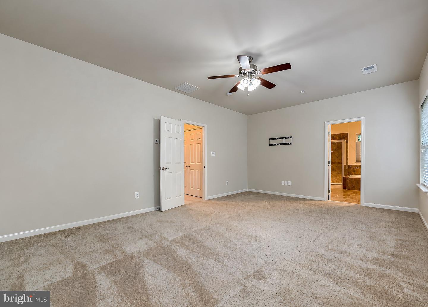 23302 Sugarbush St Property Photo 33