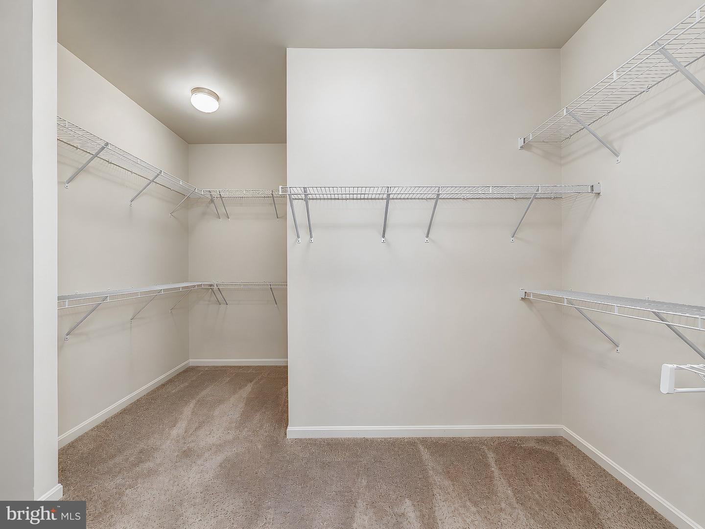 23302 Sugarbush St Property Photo 40