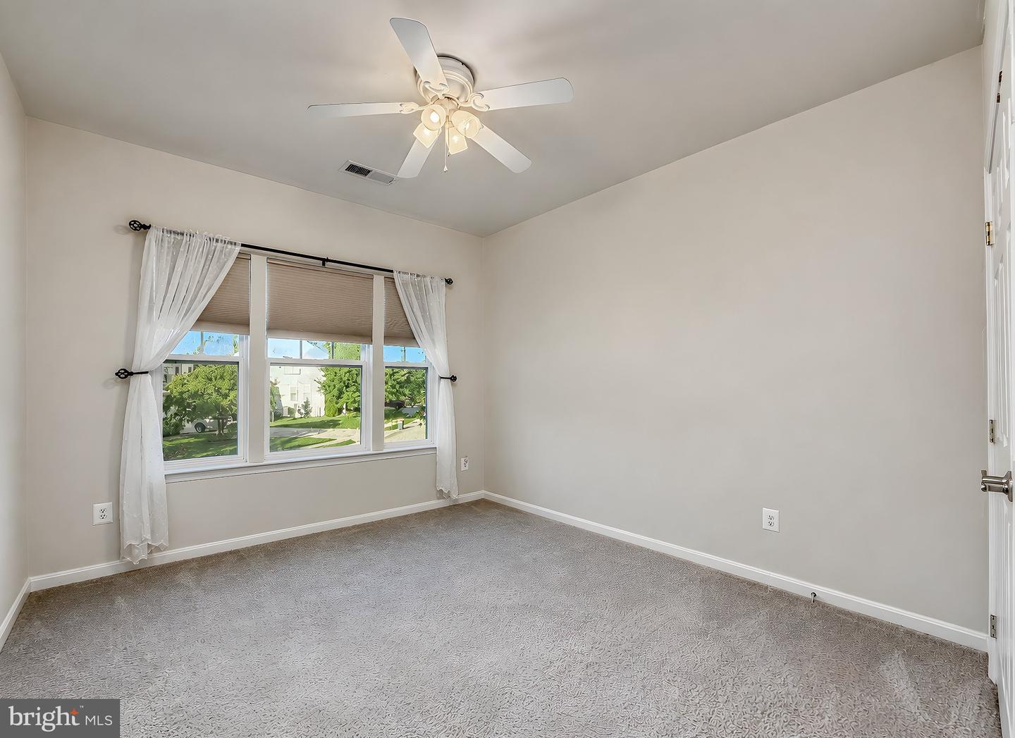 23302 Sugarbush St Property Photo 48