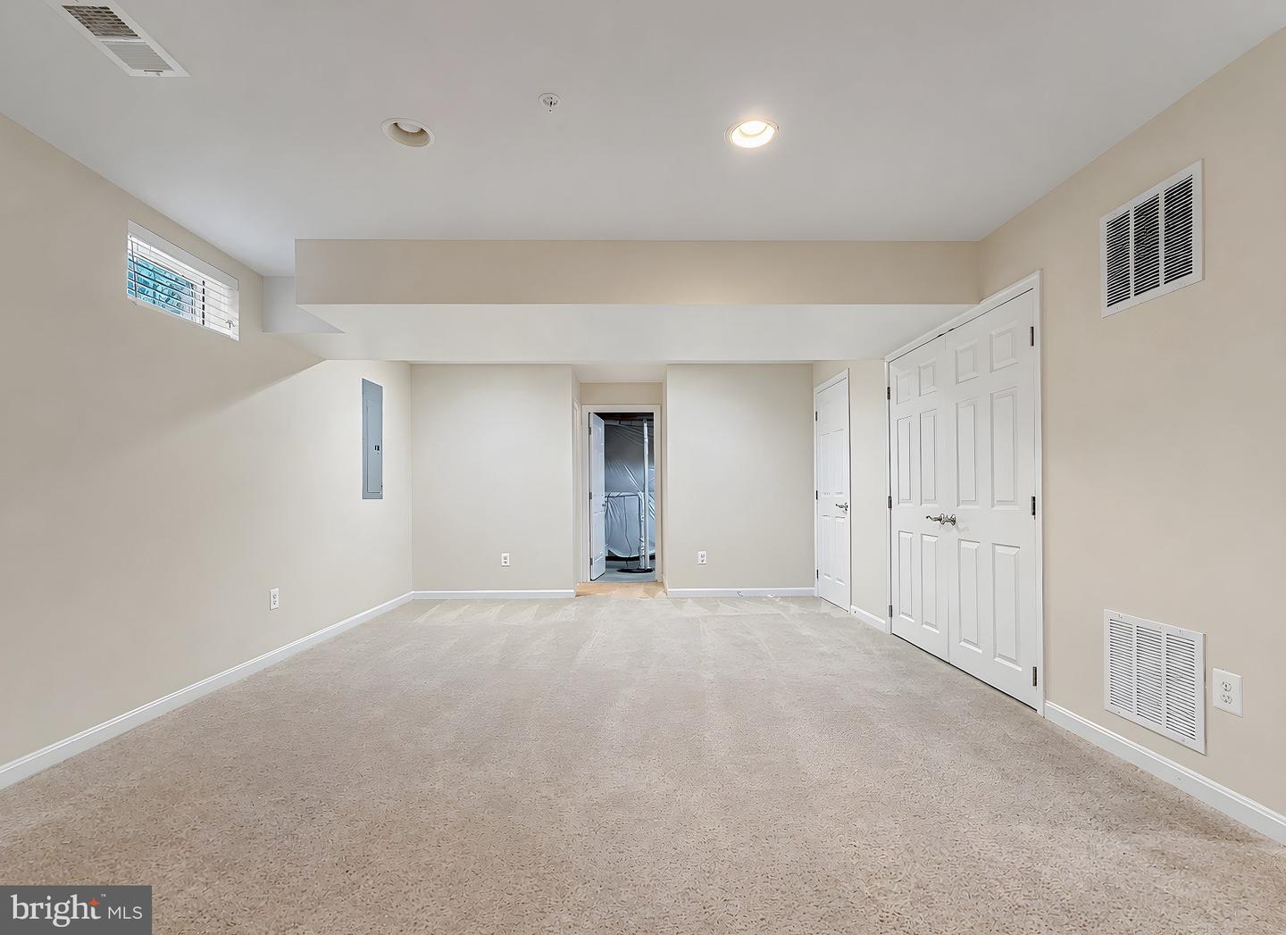 23302 Sugarbush St Property Photo 63