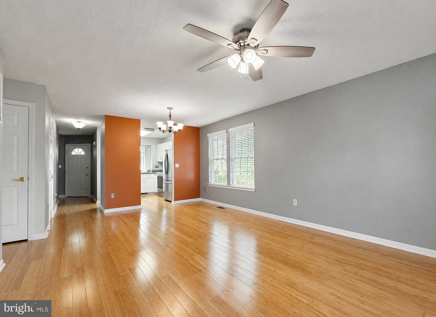 45525 Coosan Ct Property Photo 9