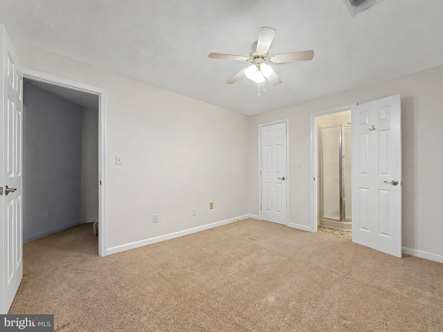 45525 Coosan Ct Property Photo 19