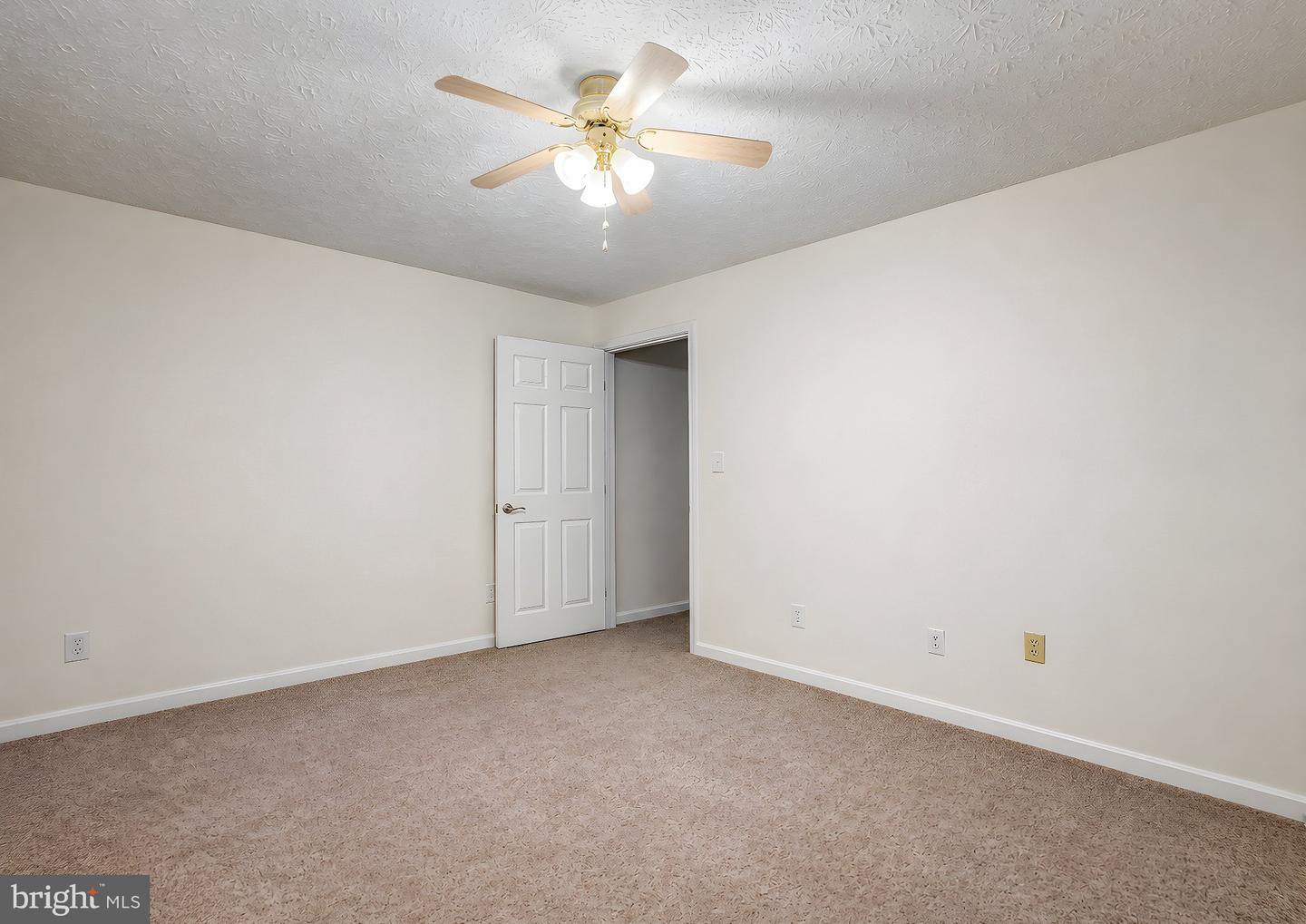 45525 Coosan Ct Property Photo 20