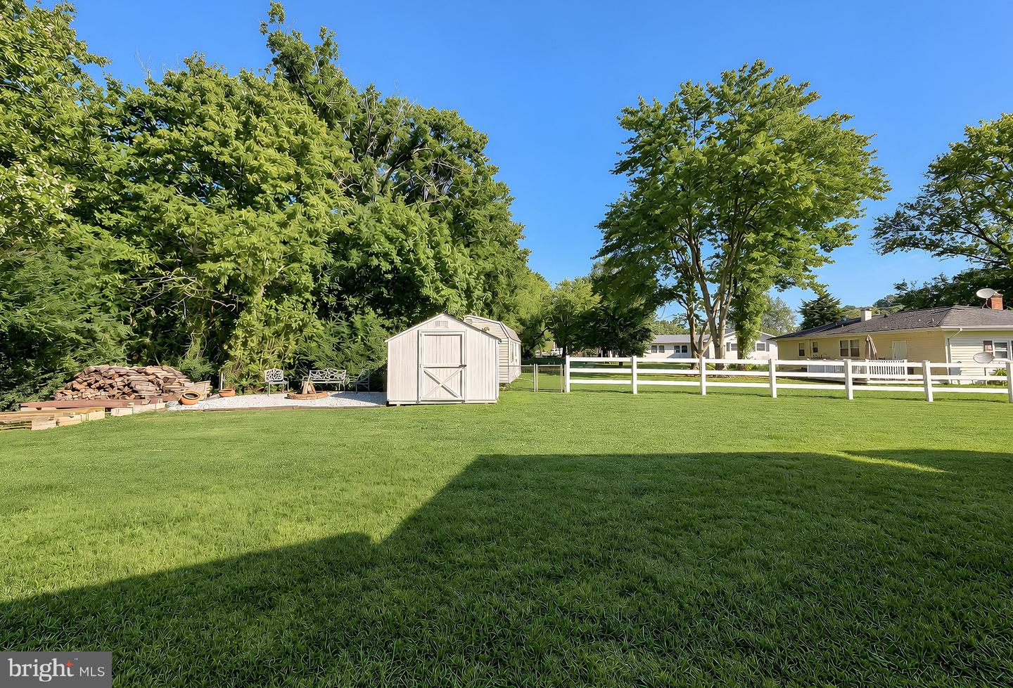 22712 Parkview Dr Property Photo 10