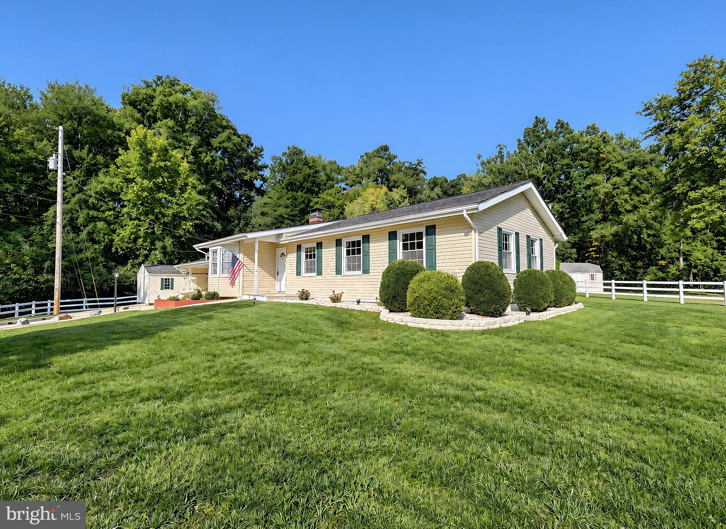 22712 Parkview Dr Property Photo 15