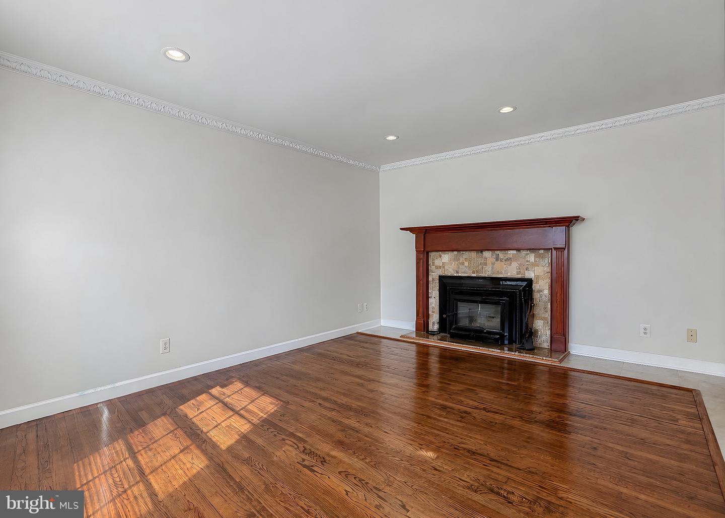 22712 Parkview Dr Property Photo 18