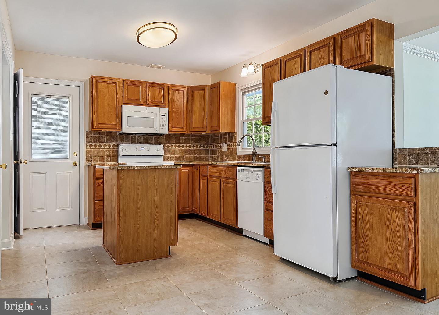 22712 Parkview Dr Property Photo 19