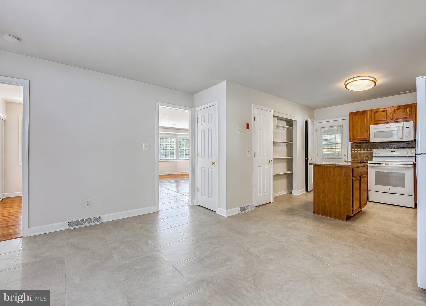 22712 Parkview Dr Property Photo 23