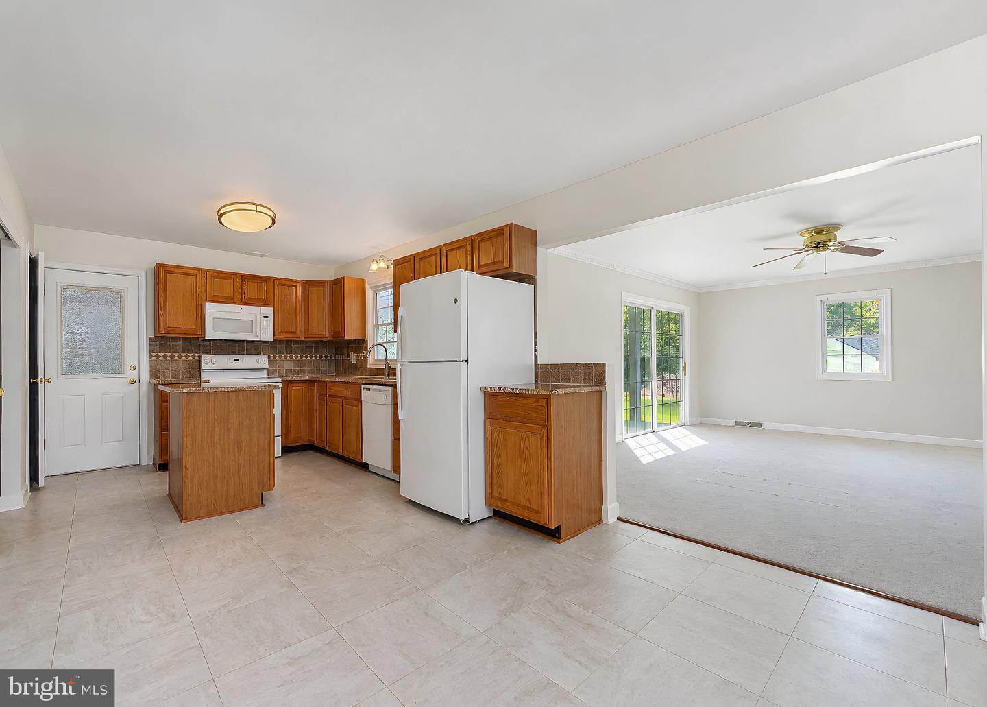 22712 Parkview Dr Property Photo 25